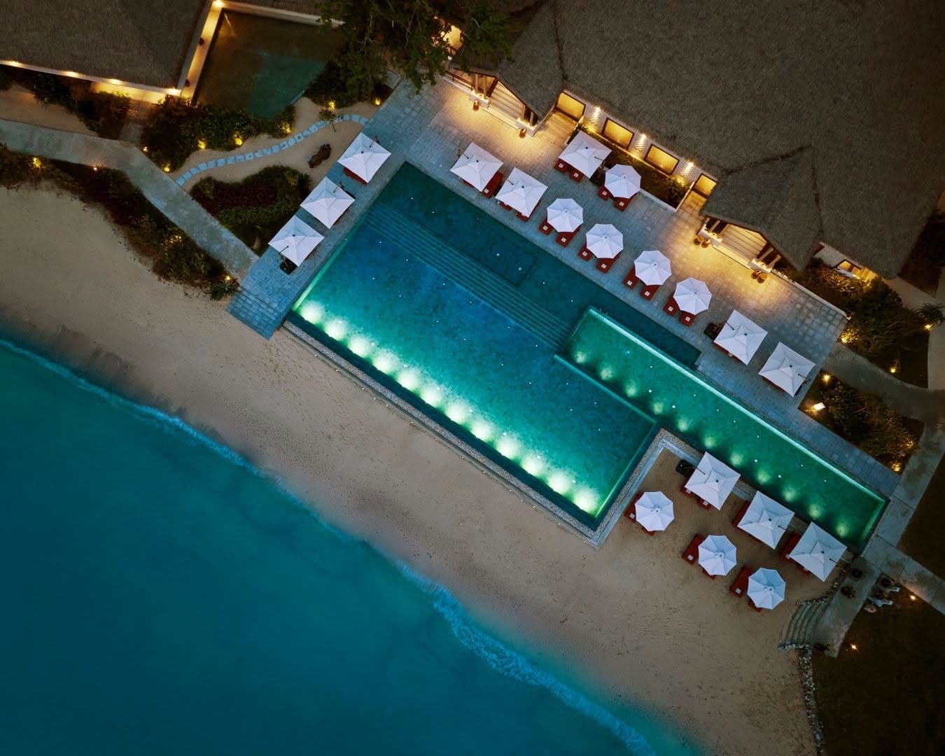 Lagen Island Resort